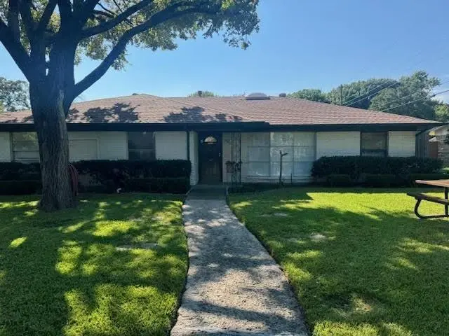 2849 Millwood Circle, Farmers Branch, TX 75234