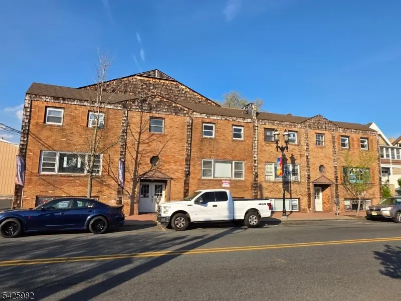 380 Somerset St, North Plainfield Boro, NJ 07060