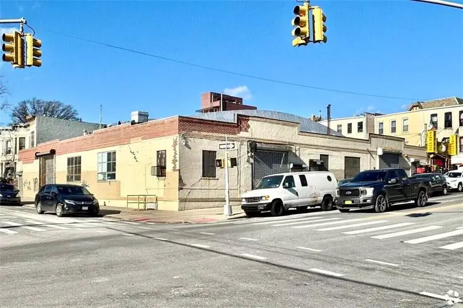 6124 6th AVE, Brooklyn, NY 11220