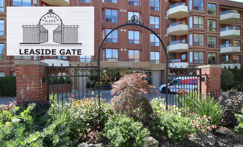 955 Millwood RD #513, Toronto C11, ON M4G 4E3