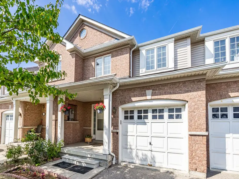 6035 Bidwell TRL #5, Mississauga, ON L5V 3C8