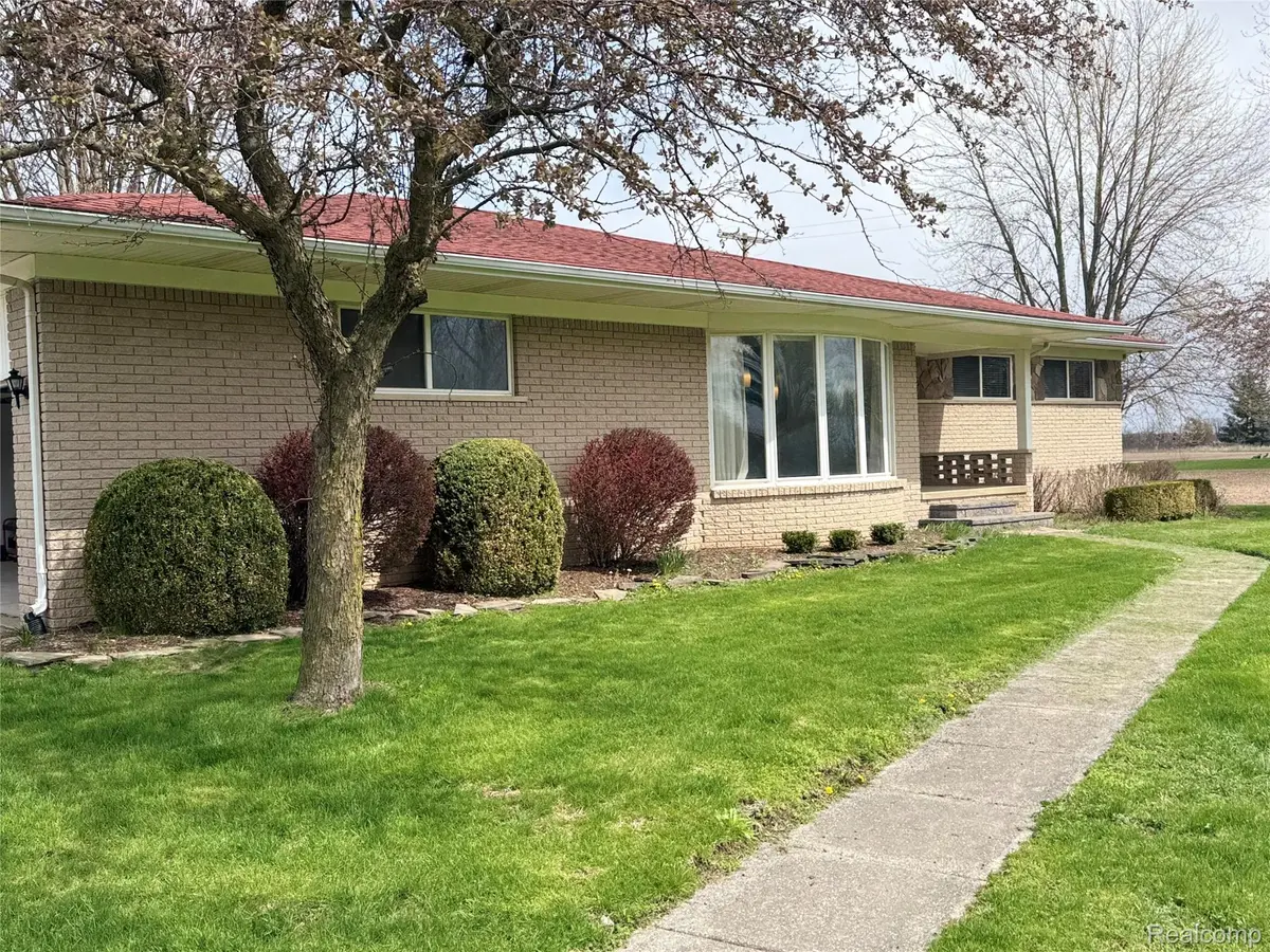 14850 Gould RD, St. Clair, MI 48002