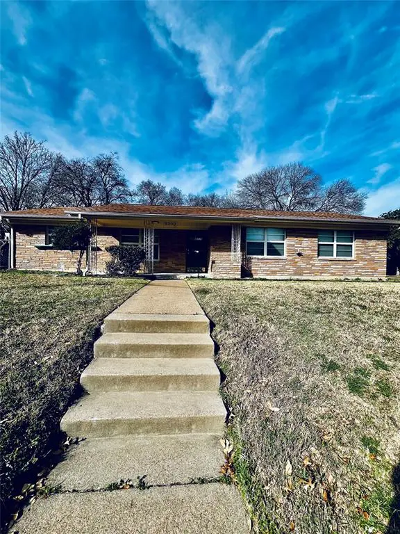 8300 Doreen Avenue, Fort Worth, TX 76116