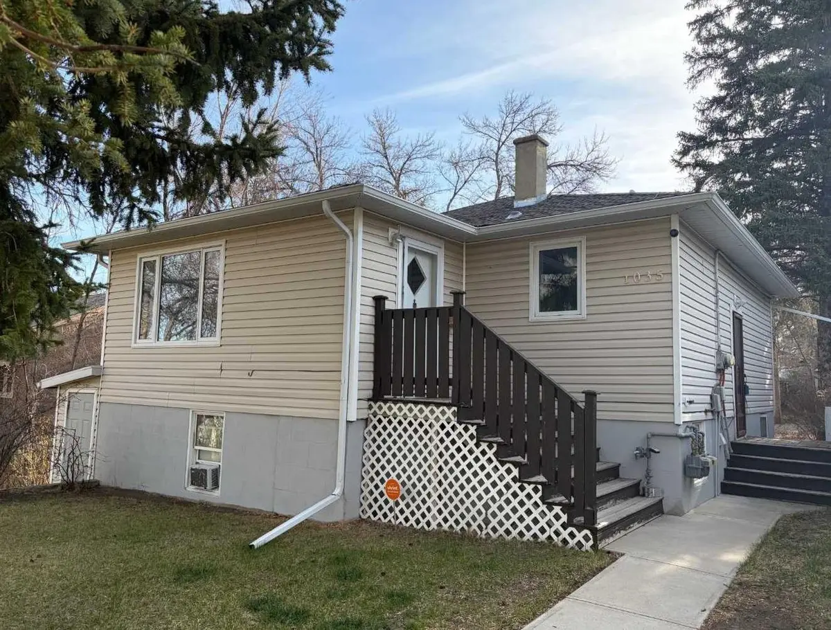 1035 12B ST S, Lethbridge, AB T1K 1R9