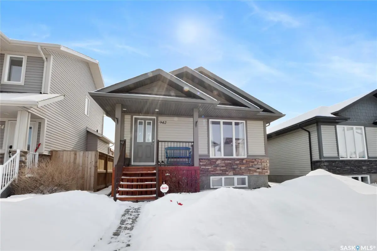 942 Glenview COVE, Martensville, SK S0K 0A2