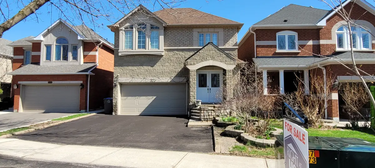 377 Turnberry CRES, Mississauga, ON L4Z 3W3