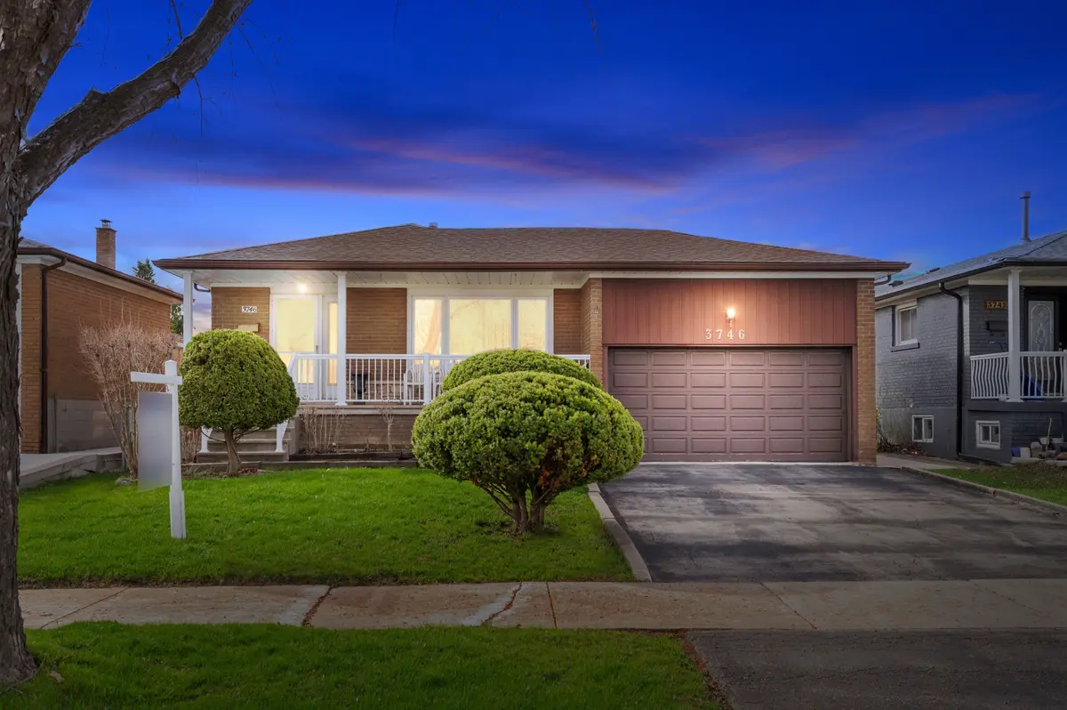 3746 Teeswater RD, Mississauga, ON L4T 2A4