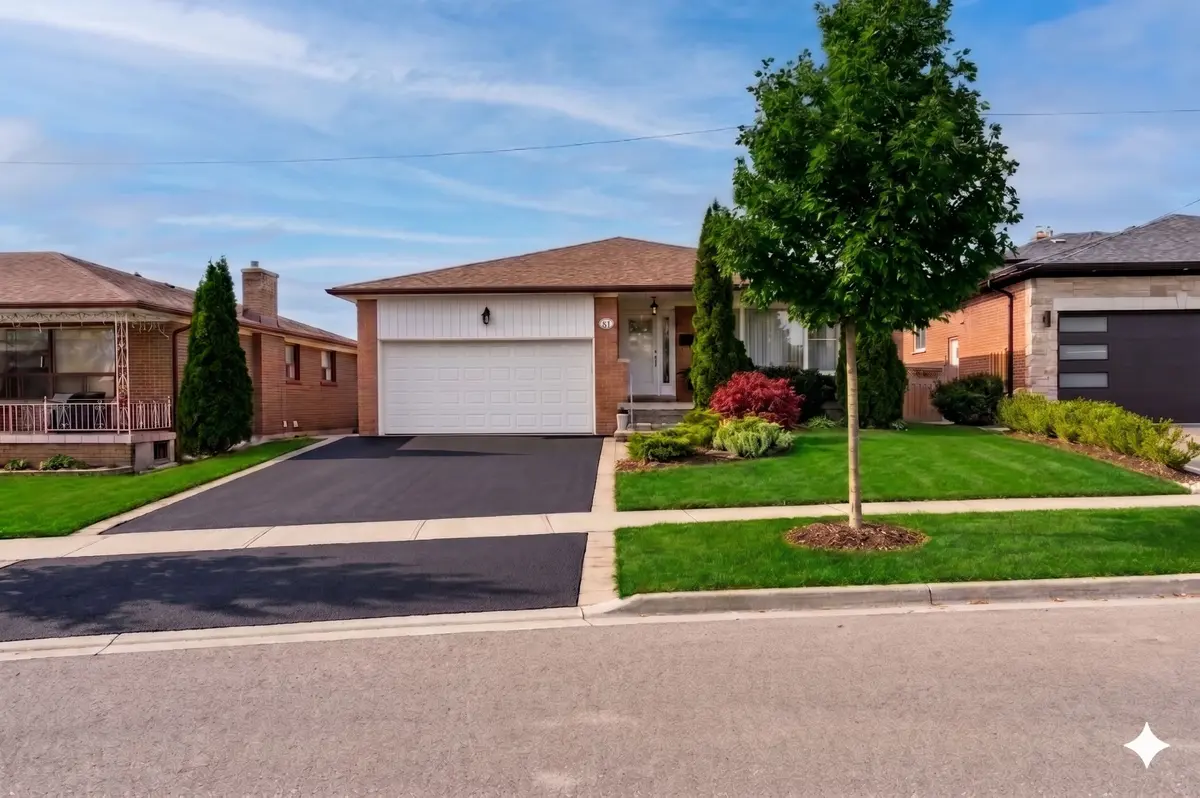 72 Mayall AVE, Toronto W05, ON M3L 1E8