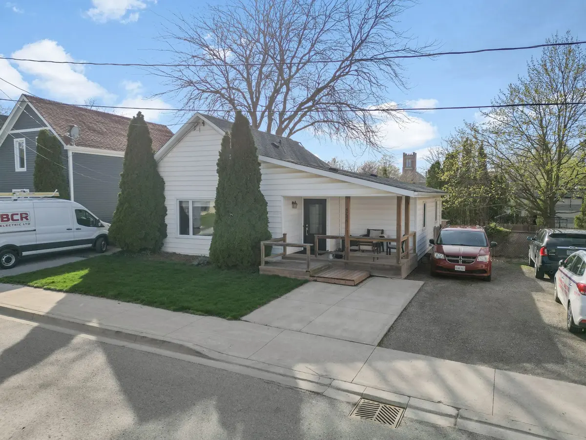 4246 Academy ST, Lincoln, ON L0R 1B6