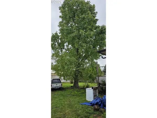 1731 NW KEASEY ST, Roseburg, OR 97471