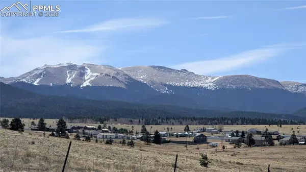 136 Valley RD, Divide, CO 80814