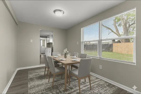 1138 McKinley ST, Wyandotte, MI 48192