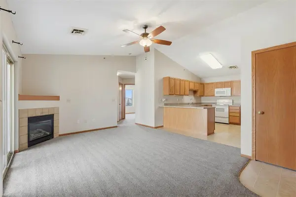 1355 N Jones Blvd #5, North Liberty, IA 52317