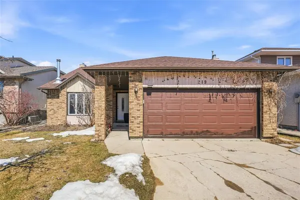 219 Tweedsmuir RD, Winnipeg, MB R3P 1Z5