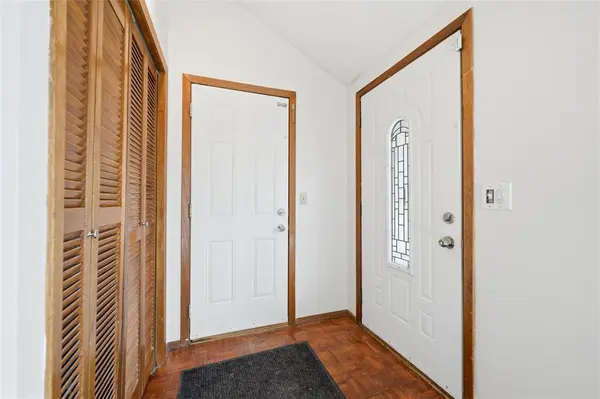 219 Tweedsmuir RD, Winnipeg, MB R3P 1Z5