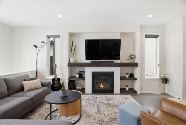 52 Crimson WAY, Winnipeg, MB R3X 0M7