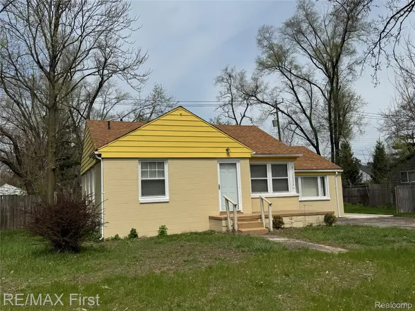 20200 Westhampton AVE, Southfield, MI 48075