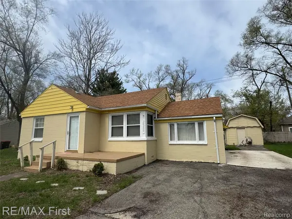 20200 Westhampton AVE, Southfield, MI 48075