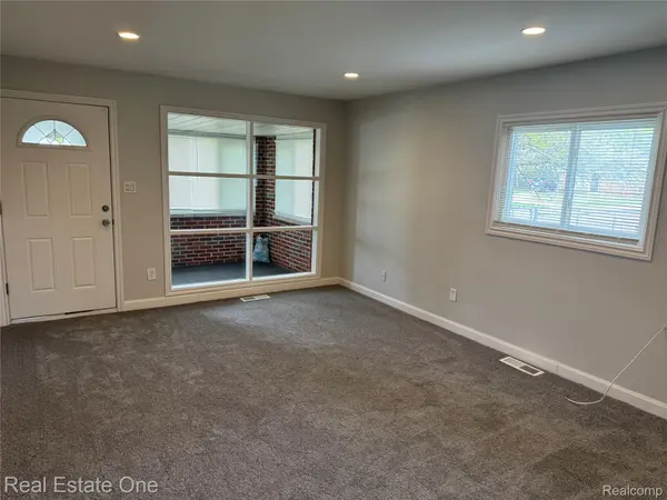 24344 Rosemarie AVE, Warren, MI 48089