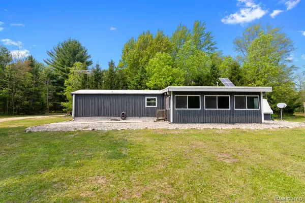 5960 N Trail SE, Orange Township, MI 49646