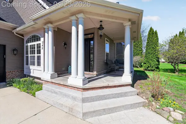 249 Summer Shade DR, Marion Township, MI 48843