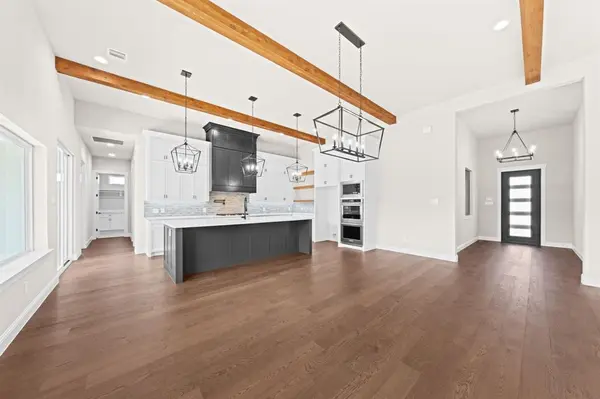 3080 Glen Oaks Drive, Waxahachie, TX 75165