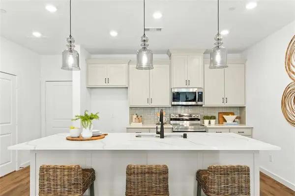 7328 Concha Drive, Grand Prairie, TX 75054