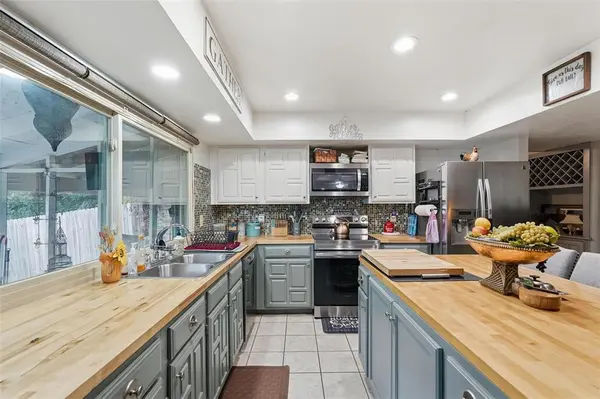 3102 Overglen Drive, Garland, TX 75043