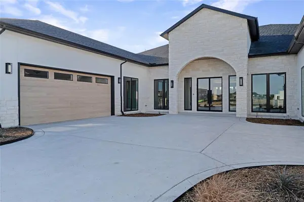 323 Longview Place, Heath, TX 75032