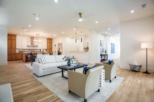 5836 Kenwood Avenue, Dallas, TX 75206