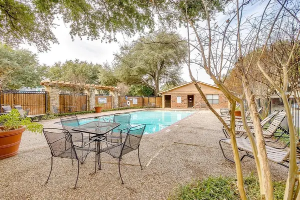 5638 Cedar Creek Drive, Benbrook, TX 76109