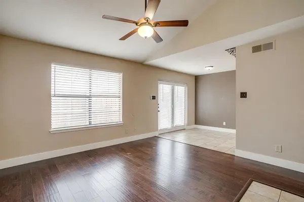 5638 Cedar Creek Drive, Benbrook, TX 76109