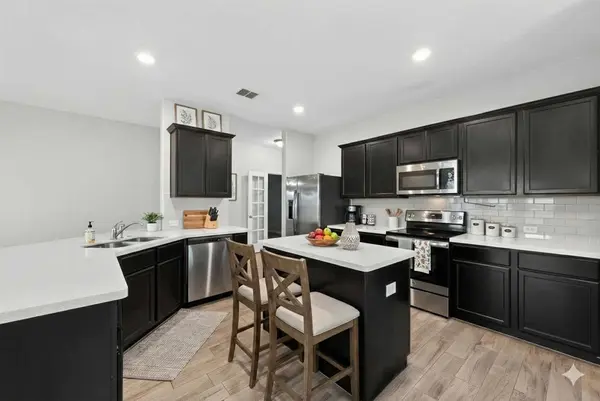 104 Acadia Lane, Forney, TX 75126