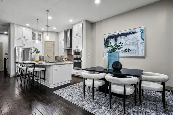 5451 Ashby Grove Street, Dallas, TX 75209