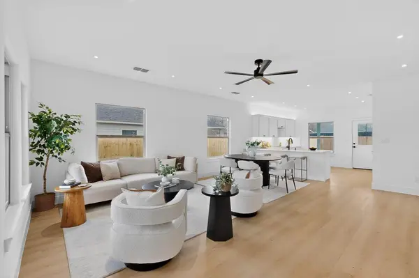 10113 Budtime Lane, Dallas, TX 75217