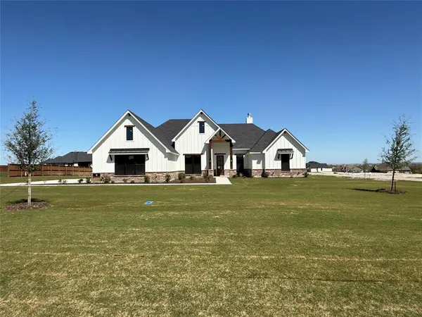 328 Mescalero Street, Aledo, TX 76008