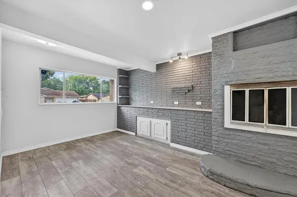 1817 Ruth Street, Arlington, TX 76010