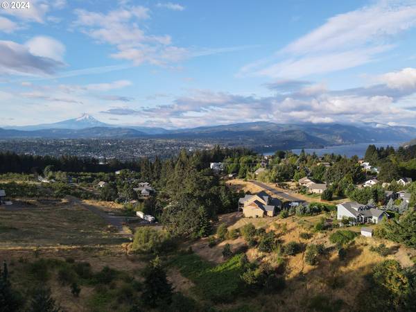 141 HWY, White Salmon, WA 98672