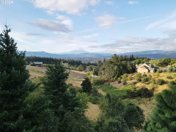 141 HWY, White Salmon, WA 98672