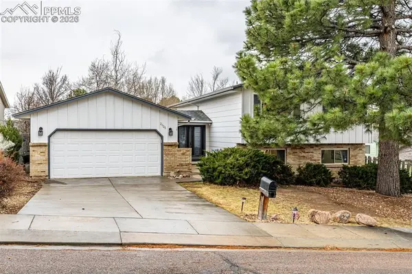 2925 Garmish PL, Colorado Springs, CO 80918
