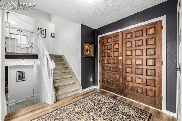 2925 Garmish PL, Colorado Springs, CO 80918