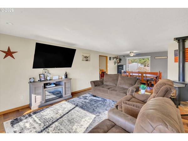 505 N HUBBARD AVE, Yacolt, WA 98675