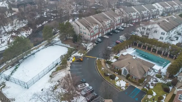 122 Riverwalk Way, Clifton City, NJ 07014