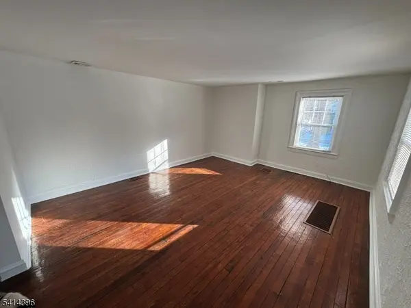 86 Ringwood Ave, Ringwood Boro, NJ 07456