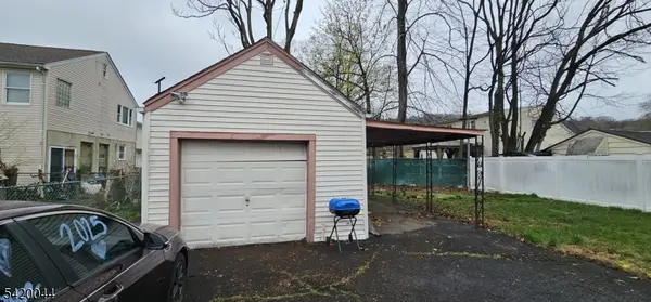 23 Colonial Ave Cv #1, Paterson City, NJ 07502