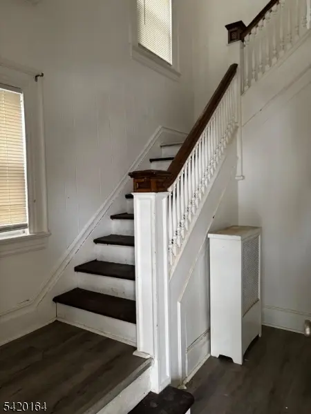 647 E 25Th St, Paterson City, NJ 07504