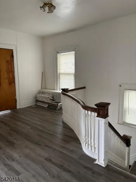 647 E 25Th St, Paterson City, NJ 07504