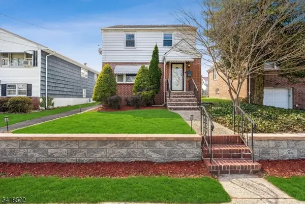 522 Thompson Ave, Roselle Boro, NJ 07203