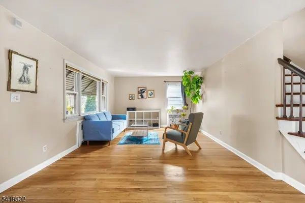 522 Thompson Ave, Roselle Boro, NJ 07203