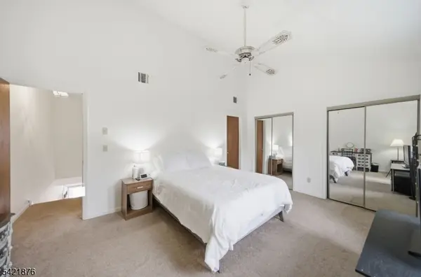 28 Village Dr, Hamburg Boro, NJ 07419